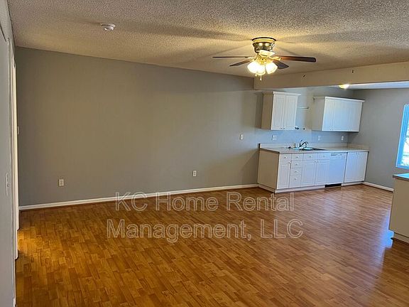 5th image of 5652 N Anita Ave