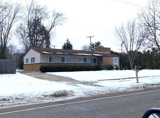 206 W Saint Andrews Rd, Midland, MI 48640