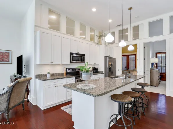 10 Abbey Row APT 1A, Beaufort, SC 29906