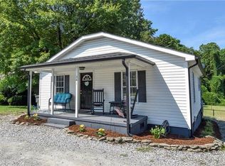 541 Shearers Rd, Mooresville, NC 28115