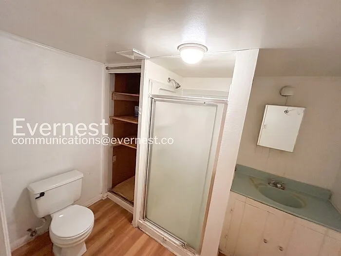 305 N Boundary St #B — Photo 6