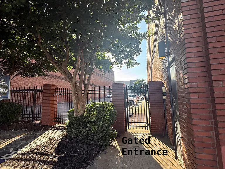 Pedestrian entrance to building