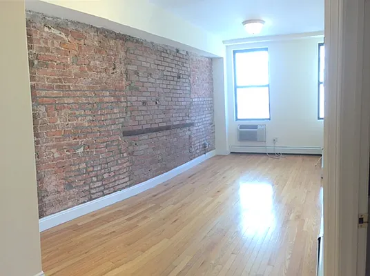 Rented by R&R Management | media 30