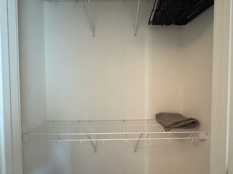 2102 Bernhurst Dr — Photo 22