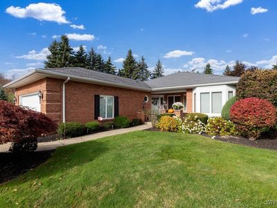 5 Hampton Hill Dr, Williamsville, NY, 14221