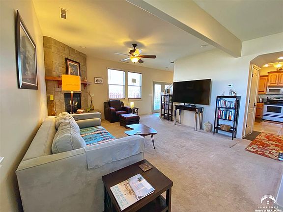5th image of 2508 Dover Ct