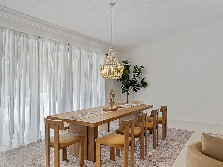 148 Scarborough Ter — Photo 11