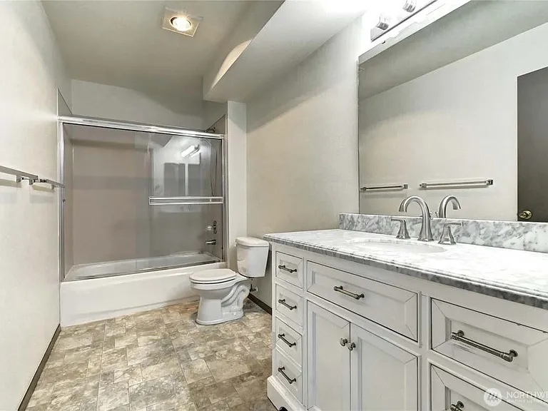 9210 Market Pl #G104 — Photo 10