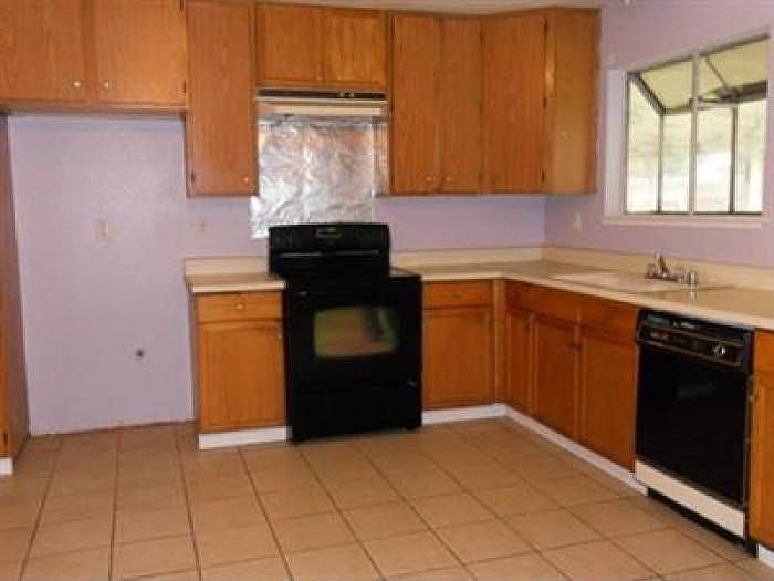 2nd image of 7532 La Mancha Way