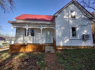 219 E High St, Hodgenville, KY 42748