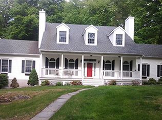 16 Tudor Hill Dr, Sussex, NJ 07461