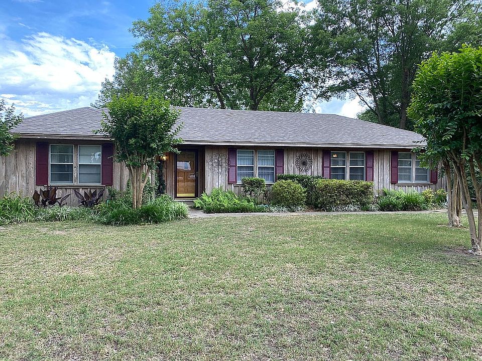 1st image of 1152 Cloverdale Dr