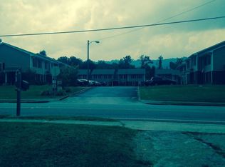 11559 S Main St APT 2, Trenton, GA 30752