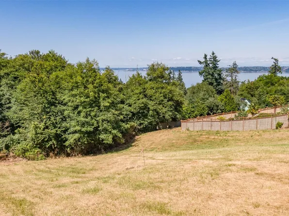 114 XX 103rd Avenue SW, Vashon, WA 98070