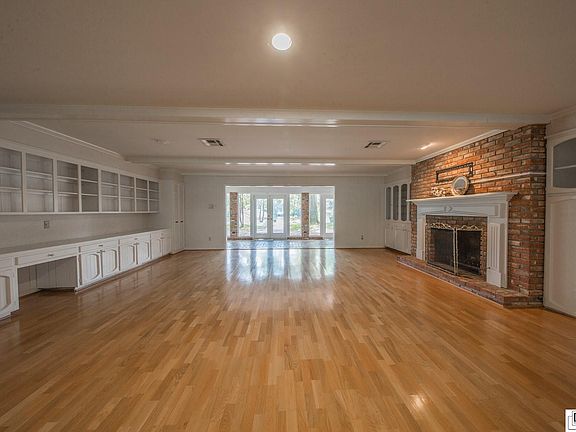 3rd image of 3108 River Oaks Dr