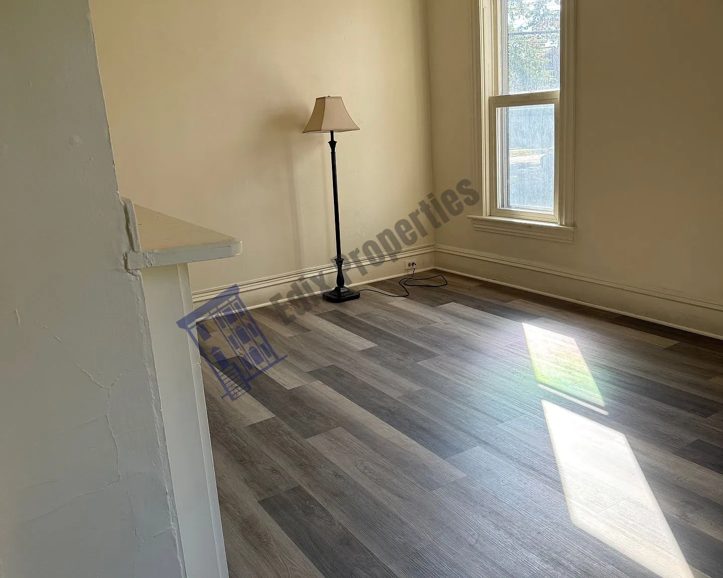 Studio Apartment with Flexible Layout All Utilities Included $800/Month — Photo 3