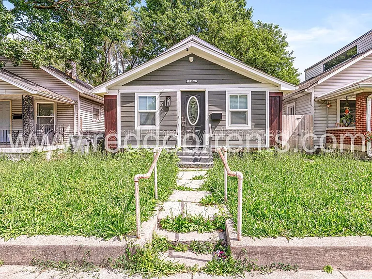 2320 Spann Ave — Photo 3