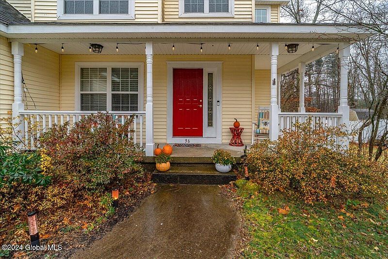 3rd image of 36 Birchtree Lane
