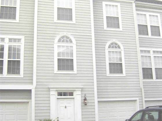 1st image of 728 Sunrise Ct