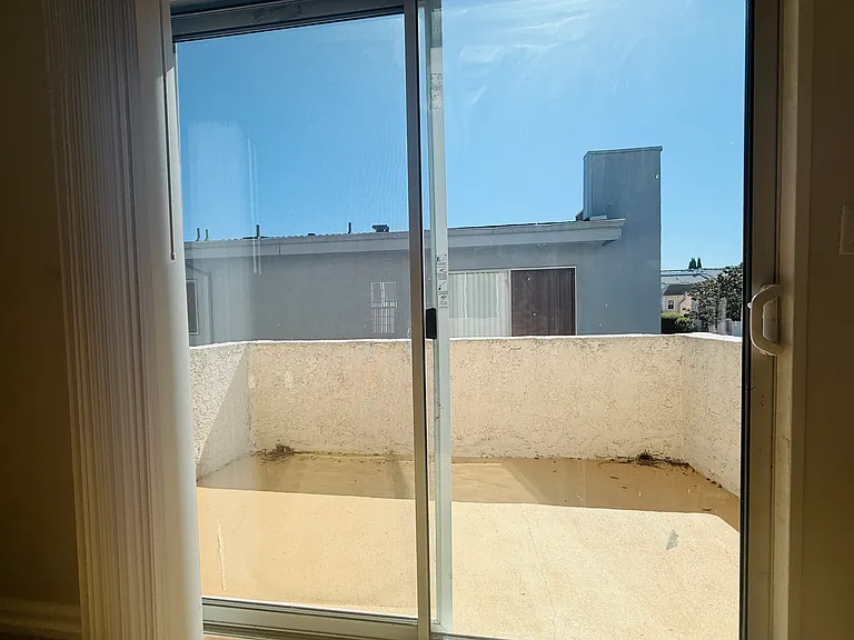 818 S Shenandoah St — Photo 16