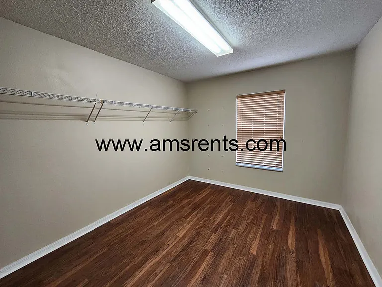 4036 Meadowlark Dr — Photo 29