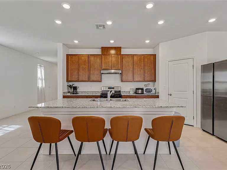 10034 Sir Atlas Ct — Photo 3