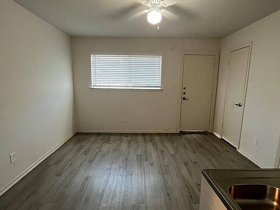 3rd image of 3627 Almazan Dr #201A