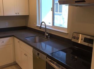 14 Poinsettia Ave APT 11, San Mateo, CA 94403