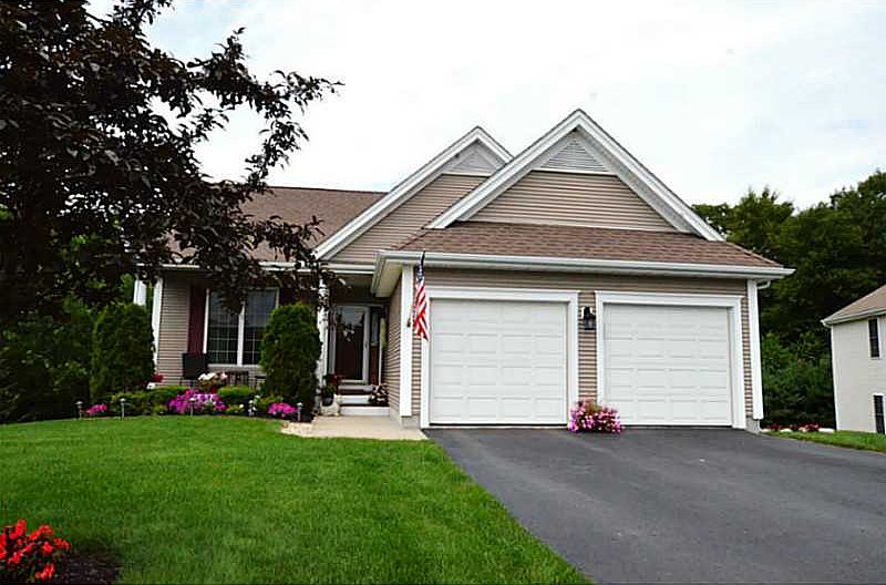 1st image of 43 Cambridge Cir