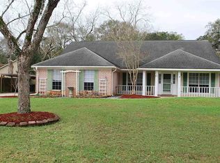 5500 Shadow Grove Blvd, Pensacola, FL 32526