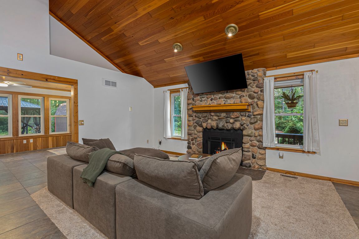 next background image