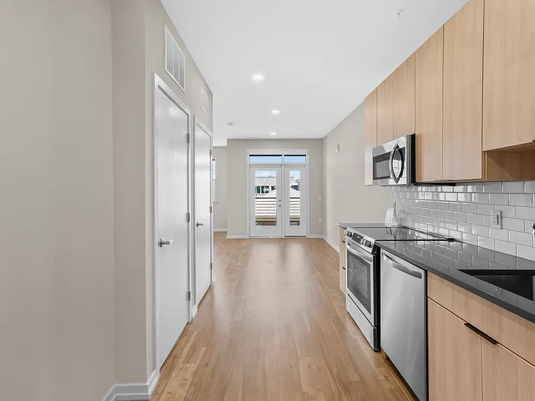 The Keystone Apartments — Photo 67