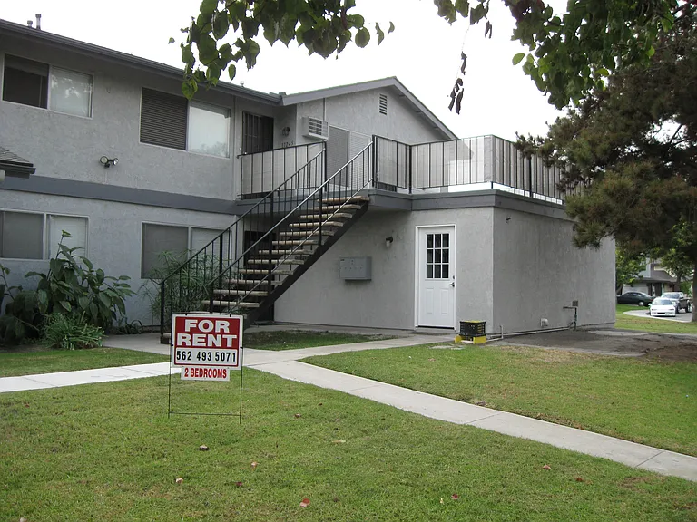 11243 Western Ave #11243 — Photo 1