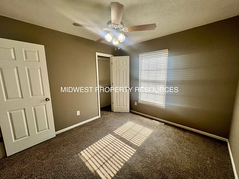 902 SE Sunnyside Rd — Photo 7