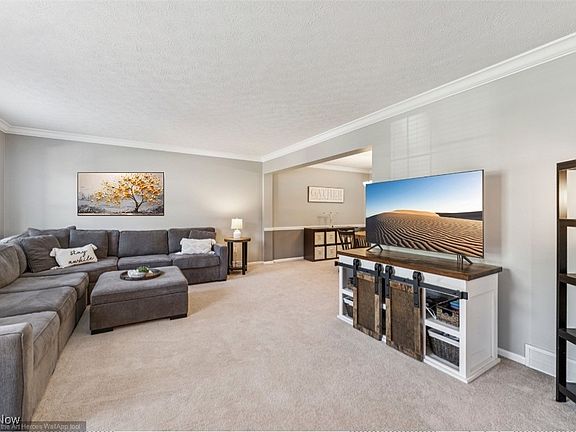 4th image of 17625 Hampton Pl