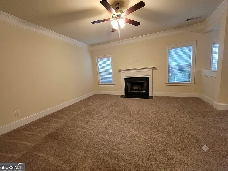 165 Regency Pl — Photo 9