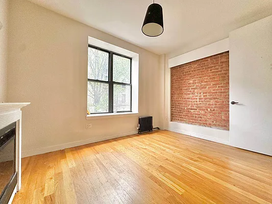 Rented by Doorway NYC, LLC | media 11