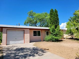 341 Joya Loop, White Rock, NM 87547