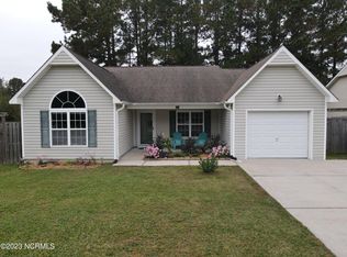 913 Bobby Brown Cir, Navassa, NC 28451