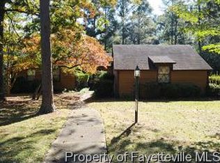 433 Brightwood Dr, Fayetteville, NC 28303