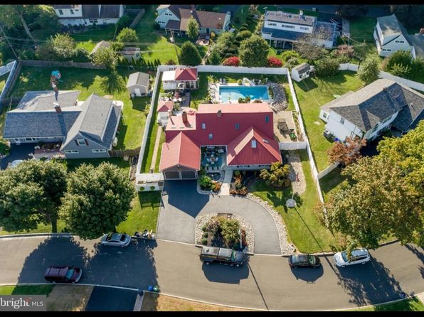 24 Rose Apple Rd