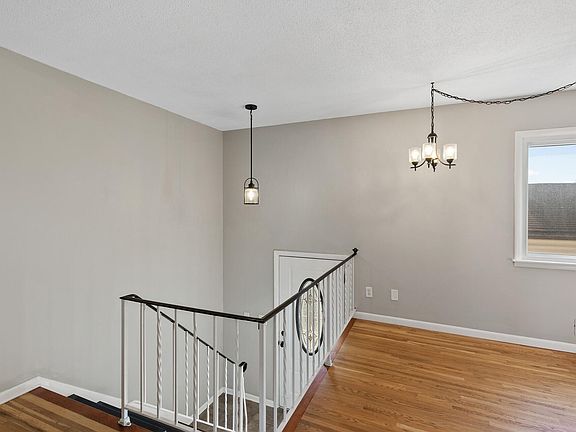 5th image of 7419 142nd Street Ct