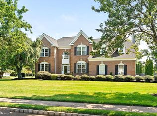 1 Somerset Ct, Allentown, NJ 08501