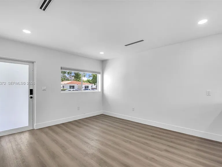 2814 SW 26th St #2810 — Photo 5