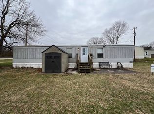 3605 Nobility Ln, Louisville, TN 37777