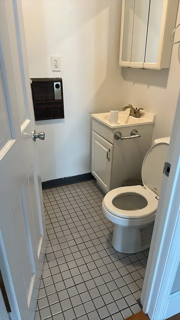 2 bed, 2.0 bath, $2,827 — Photo 4