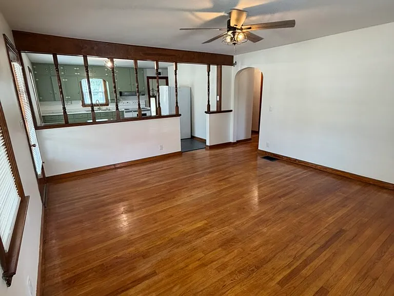 307 N Main St — Photo 10