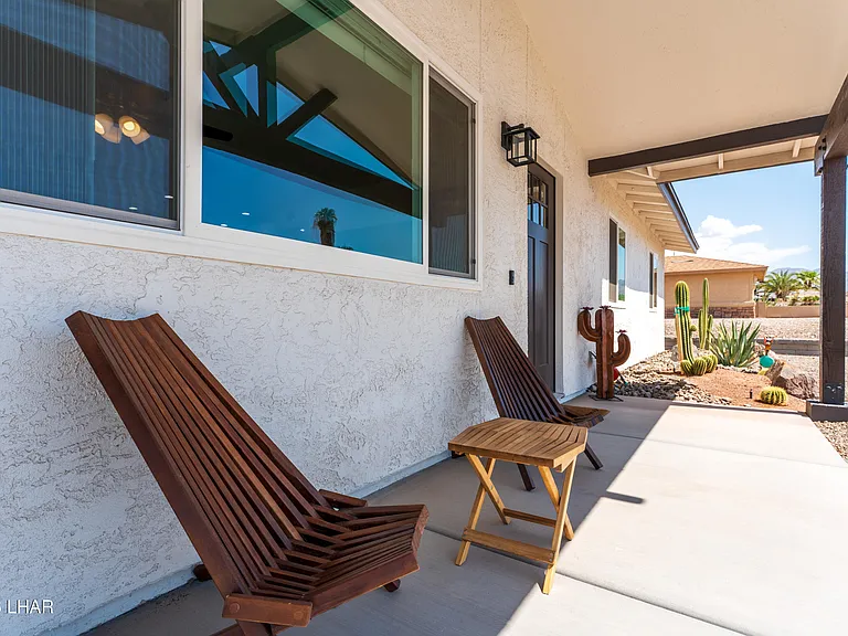 2345 Palo Verde Blvd N — Photo 9
