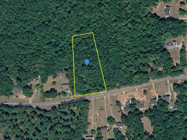 581 Leonard Rd, Lagrange, GA 30241