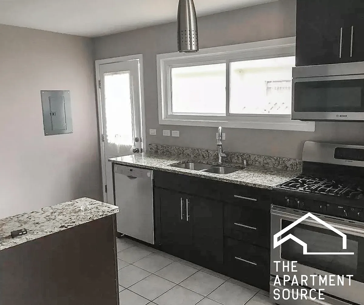 Building Photo - 55 E Jeffery Ave #HOUSE
